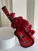 ⁦قيتار الحب⁩ - الصورة ⁦3⁩
