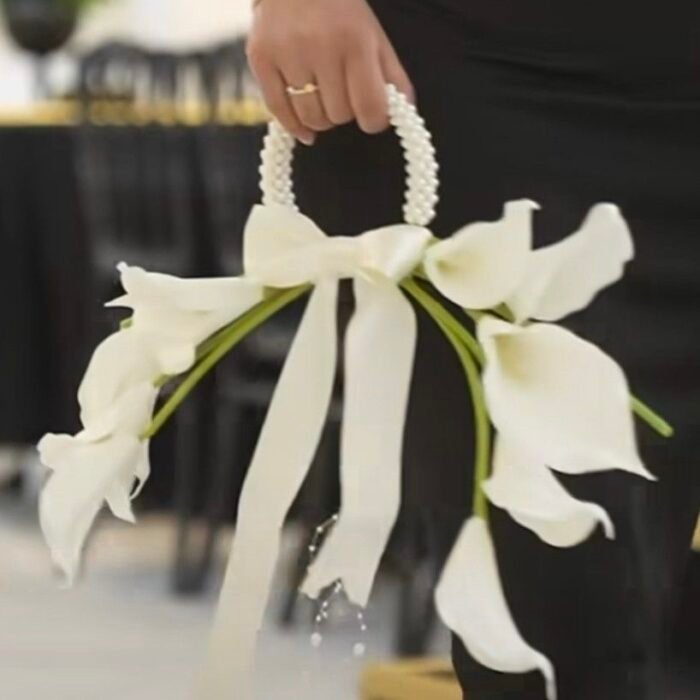 ⁦مسكة عروسه ورد الكالا⁩ - الصورة ⁦1⁩