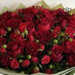 ⁦باقة ورد احلام حمراء⁩ - الصورة ⁦2⁩
