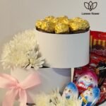 ⁦تشكيلة شوكولا مع شوكولا فيريرو روشيه مع ورود⁩ - الصورة ⁦4⁩